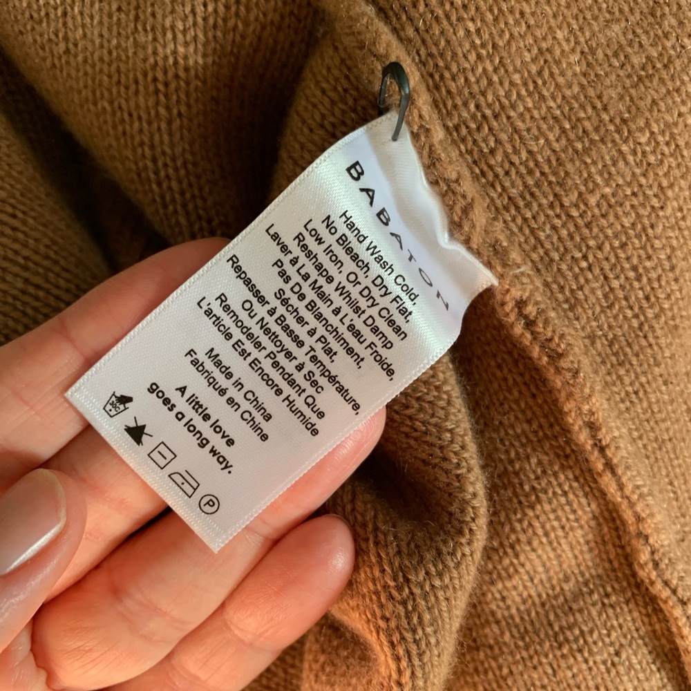 Aritzia cardigan - Picture 9 of 10